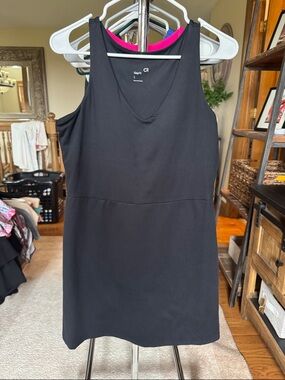 GAP Black Sleeveless V-Neck Mini Dress with built in shorts